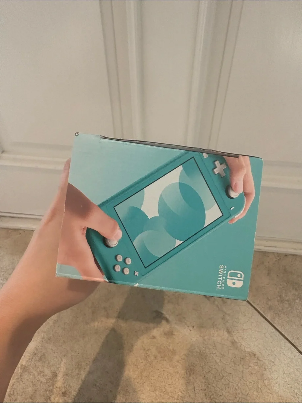 Open Box Nintendo Switch Lite - Turquoise.